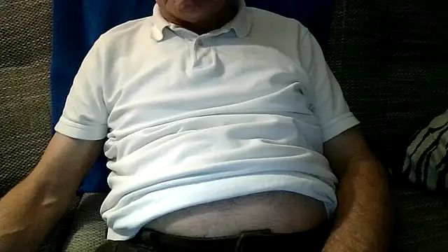 velikifant7 online show from February 18, 2026, 5:31 pm