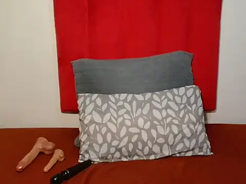 GorillaGripCunt77 online show from October 16, 2025, 10:45 am