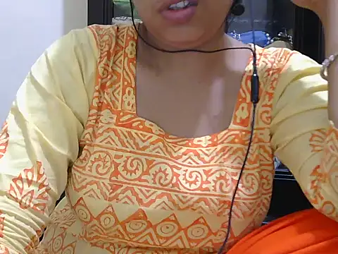 Snapshot of fairy_queen07 chatting on September 15, 2025, 4:46 am fairy queen07 online show from September 15, 2025, 4:46 am