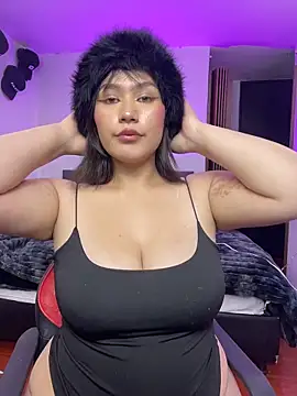 Candy Velvet online show from May 14, 2026, 12:40 am