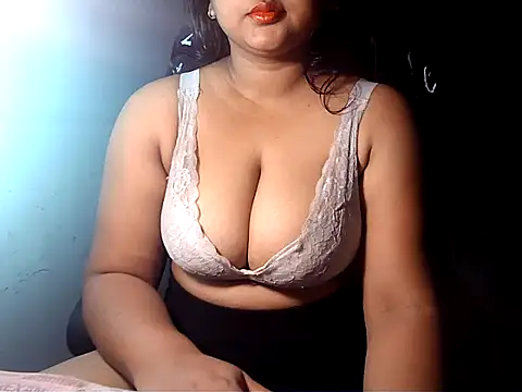 Snapshot of PatnakiRitu1 chatting on June 26, 2026, 1:44 am PatnakiRitu1 online show from June 26, 2026, 1:44 am