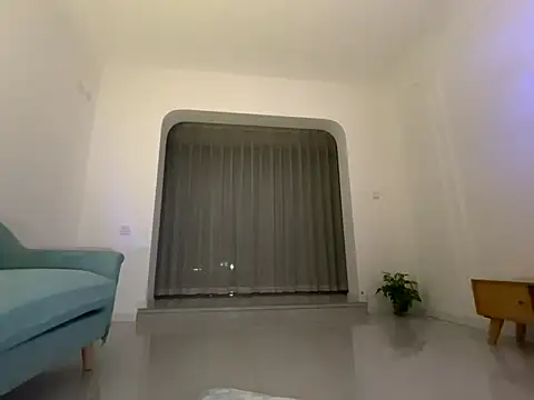 77momomo online show from November 13, 2025, 3:16 pm