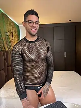 Tomy maylon online show from November 24, 2025, 2:28 pm