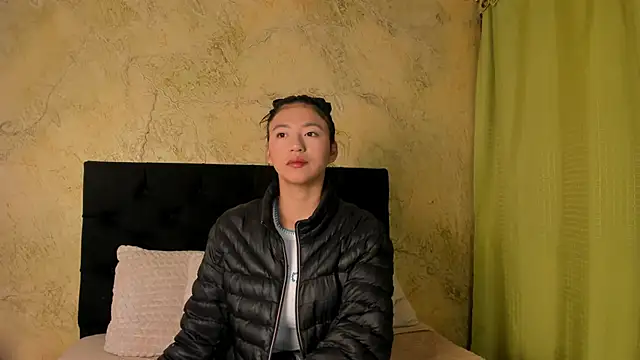 Tiffany Nm online show from February 12, 2026, 2:28 pm