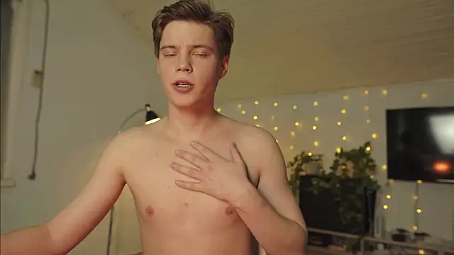 RusBradPitt online show from February 20, 2026, 2:52 pm