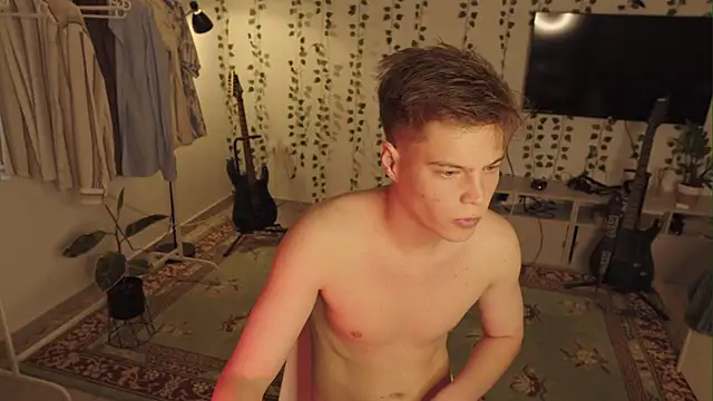 Snapshot of RusBradPitt chatting on October 20, 2025, 11:55 am RusBradPitt online show from October 20, 2025, 11:55 am