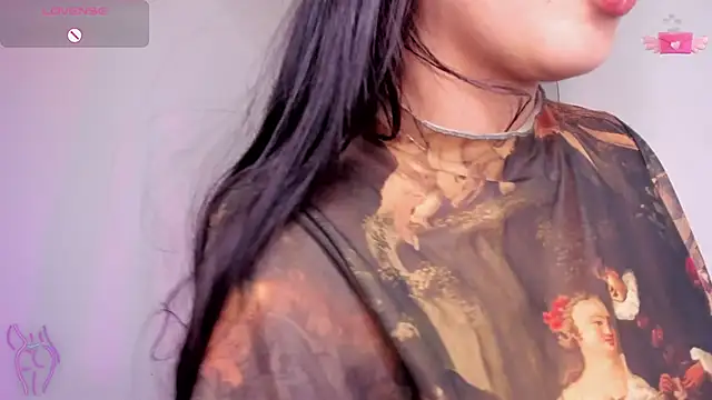 Snapshot of Viioleett_cum chatting on July 28, 2026, 7:39 pm Viioleett cum online show from July 28, 2026, 7:39 pm