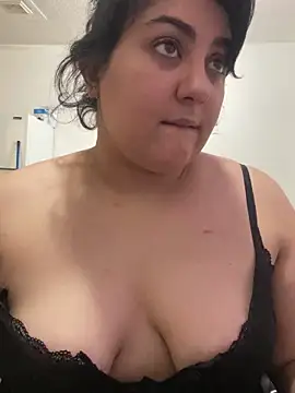 inked nekoo online show from November 11, 2025, 1:44 am