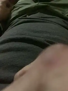 Snapshot of Allinside666 chatting on March 18, 2026, 7:44 am Allinside666 online show from March 18, 2026, 7:44 am