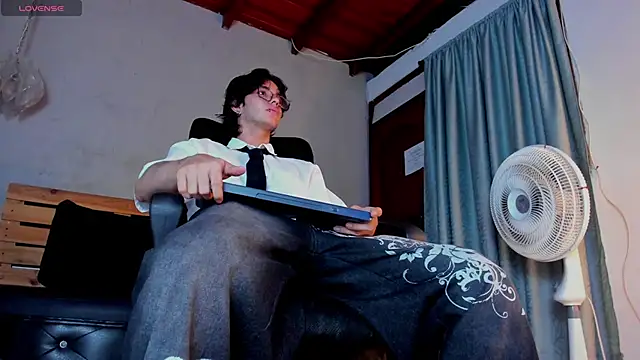 Markuss   online show from November 2, 2025, 3:00 am