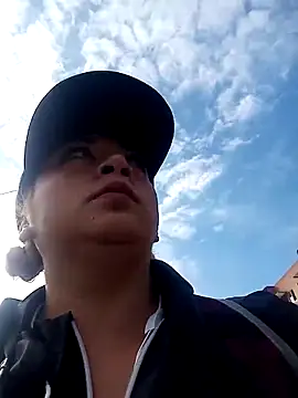 Mariana-94 online show from December 5, 2025, 12:48 pm