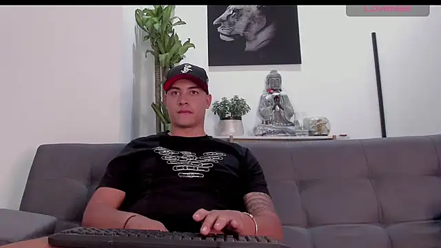 StephanMyers online show from September 15, 2025, 7:25 pm