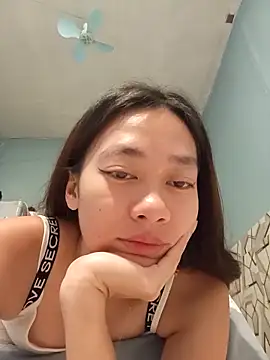 Sugar Gen online show from October 13, 2025, 5:09 am