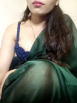 TheSassyGirl7 online show from May 23, 2026, 7:13 pm