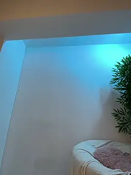 Bella Vixen  online show from February 24, 2026, 9:37 pm