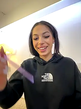 Bella Vixen  online show from October 13, 2025, 7:26 pm