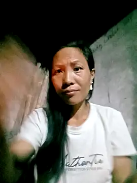 Lisa pusy online show from November 6, 2025, 9:41 pm