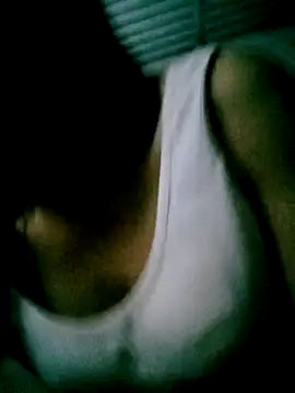 Lisa pusy online show from October 11, 2025, 10:22 pm