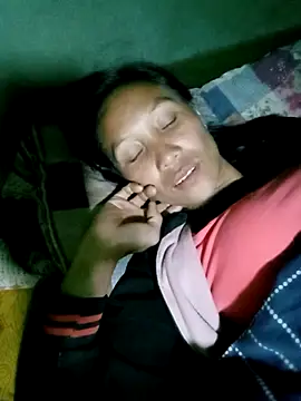 Lisa pusy online show from December 22, 2025, 7:03 pm