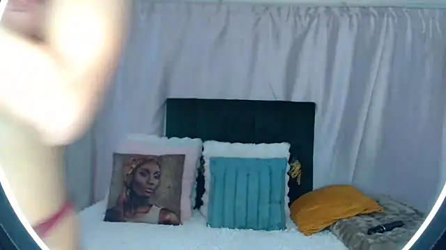 Snapshot of -cleowilliams- chatting on September 29, 2025, 11:05 am -cleowilliams- online show from September 29, 2025, 11:05 am