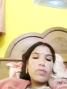 Snapshot of Riya_jaan12 chatting on November 18, 2025, 8:28 am Riya jaan12 online show from November 18, 2025, 8:28 am