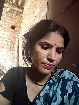 Riya jaan12 online show from May 7, 2026, 4:39 am
