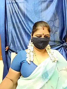 Snapshot of sushma26 chatting on September 25, 2025, 7:47 am sushma26 online show from September 25, 2025, 7:47 am