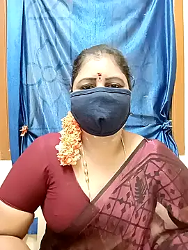 Snapshot of sushma26 chatting on September 11, 2025, 5:18 am sushma26 online show from September 11, 2025, 5:18 am
