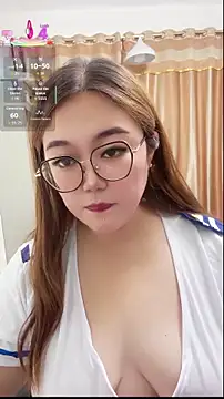 Snapshot of Sweetfeifei chatting on September 25, 2025, 5:35 am Sweetfeifei online show from September 25, 2025, 5:35 am