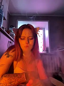 Snapshot of n1ghtcloud chatting on October 26, 2025, 9:20 am n1ghtcloud online show from October 26, 2025, 9:20 am