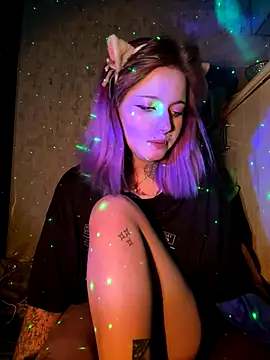 Snapshot of n1ghtcloud chatting on November 13, 2025, 7:07 pm n1ghtcloud online show from November 13, 2025, 7:07 pm