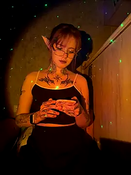 Snapshot of n1ghtcloud chatting on November 1, 2025, 11:31 pm n1ghtcloud online show from November 1, 2025, 11:31 pm