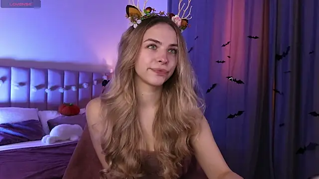 ShinyBarbie online show from October 30, 2025, 6:23 am