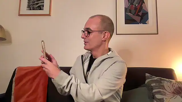 Milkywaymen online show from November 24, 2025, 4:29 pm