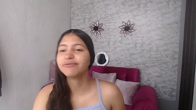 Snapshot of Evagirl69 chatting on October 2, 2025, 6:22 pm Evagirl69 online show from October 2, 2025, 6:22 pm