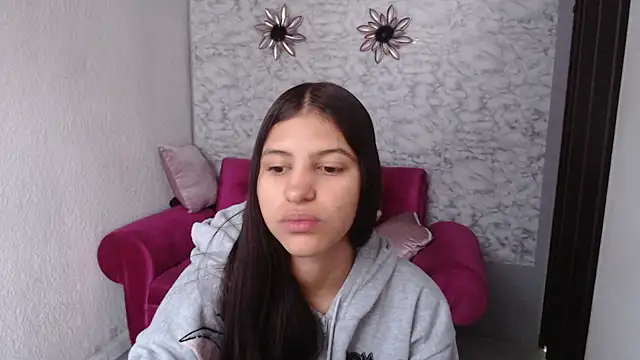 Snapshot of Evagirl69 chatting on February 23, 2026, 12:17 pm Evagirl69 online show from February 23, 2026, 12:17 pm