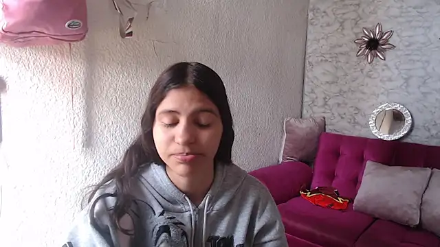 Snapshot of Evagirl69 chatting on June 10, 2026, 12:28 pm Evagirl69 online show from June 10, 2026, 12:28 pm
