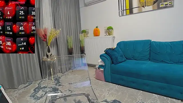 ScarletTemptations online show from September 20, 2025, 4:06 am