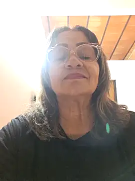 Vickysweeeettt online show from April 8, 2026, 2:02 am