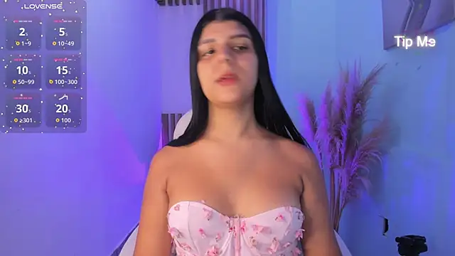 PauliinaBelle  online show from November 6, 2025, 12:53 pm