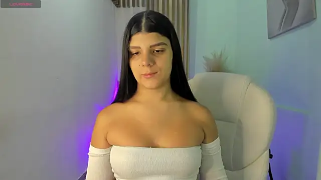 PauliinaBelle  online show from October 11, 2025, 12:39 pm