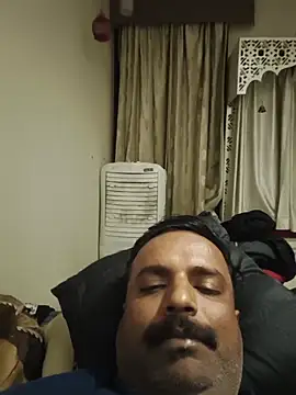 Snapshot of vardh033 chatting on November 26, 2025, 9:15 pm vardh033 online show from November 26, 2025, 9:15 pm