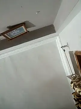 vardh033 online show from January 18, 2026, 3:10 am