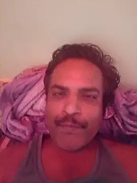 Snapshot of vardh033 chatting on September 20, 2025, 4:50 am vardh033 online show from September 20, 2025, 4:50 am