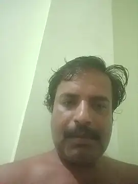Snapshot of vardh033 chatting on September 28, 2025, 2:29 am vardh033 online show from September 28, 2025, 2:29 am