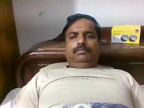Snapshot of vardh033 chatting on October 29, 2025, 2:10 am vardh033 online show from October 29, 2025, 2:10 am