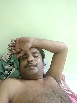 Snapshot of vardh033 chatting on September 13, 2025, 6:19 pm vardh033 online show from September 13, 2025, 6:19 pm