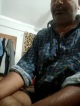 vardh033 online show from April 6, 2026, 2:07 am