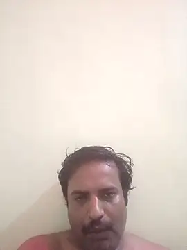 Snapshot of vardh033 chatting on September 22, 2025, 12:27 am vardh033 online show from September 22, 2025, 12:27 am