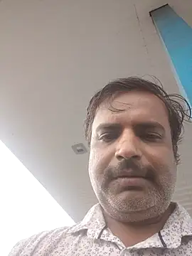 Snapshot of vardh033 chatting on September 18, 2025, 10:51 am vardh033 online show from September 18, 2025, 10:51 am